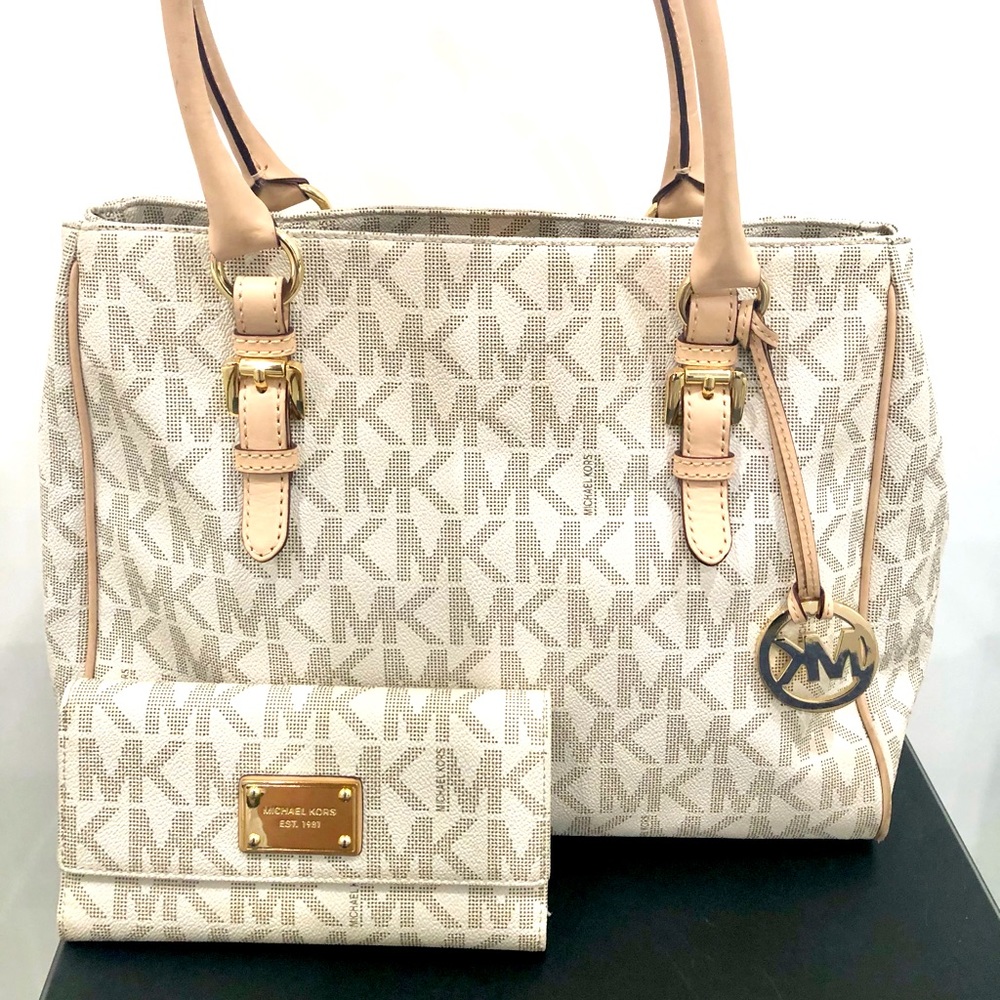 Michael Kors Medium Size Handbag and Matching Wallet
